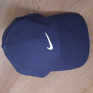 Black Nike Legacy91 Dri-Fit Strapback Hat